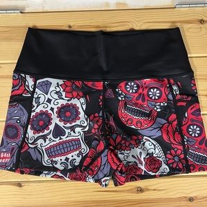 Constantly Varied Gear (CVG) Skulls & Roses 2.5” Workout/Gym shorts - Medium
